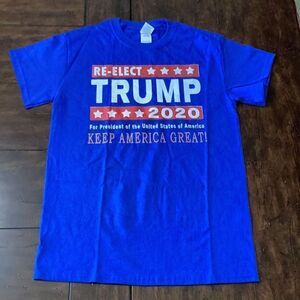 RE-ELECT TRUMP 2020 For President KEEP AMERICA GREAT! Size Small t-shirt NWOT